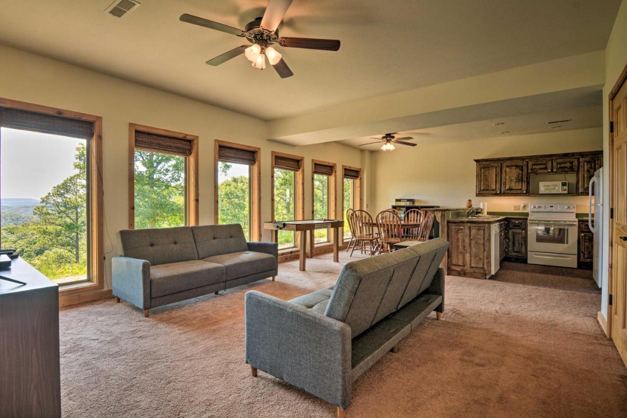 Spacious Log Cabin With Fire Pit And Game Room! Eureka Springs Exterior foto